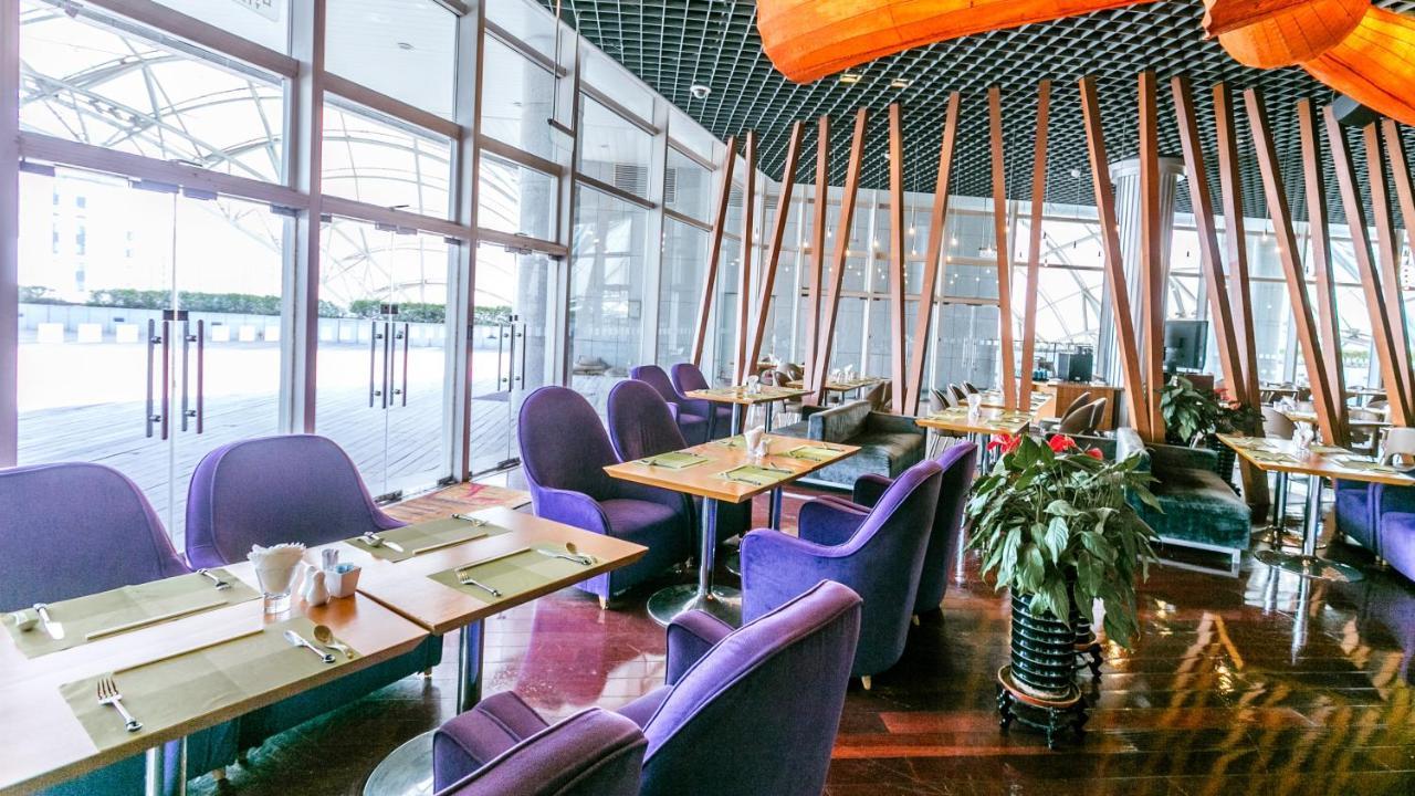 Holiday Inn Binhai Tianjin Exterior photo