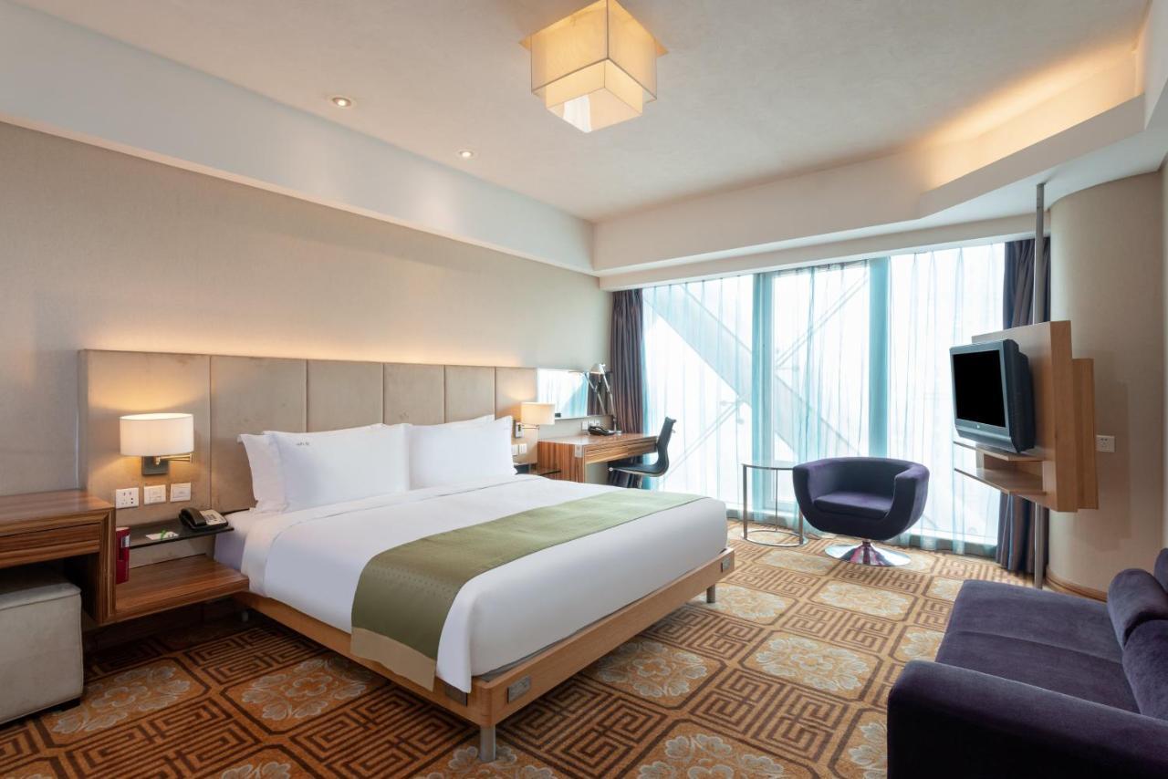 Holiday Inn Binhai Tianjin Exterior photo